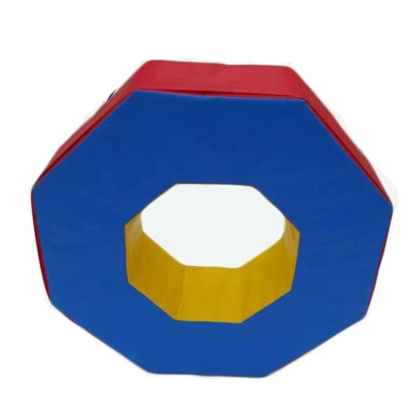 Ontto kahdeksankulmainen pylväs