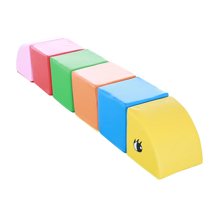 Pehmeä suorakulmainen toukka